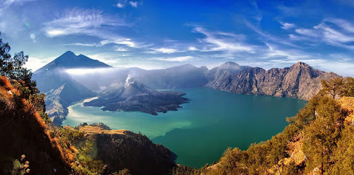 Rinjani & Senaru Waterfall Adventure